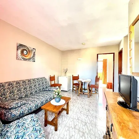 Apartamento Con Wifi A 400 Metros Playa Jardin Apartamento